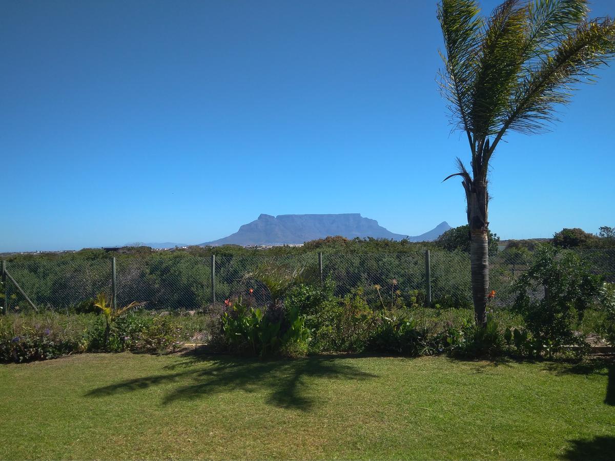 Cape Oasis Guest house 3*
